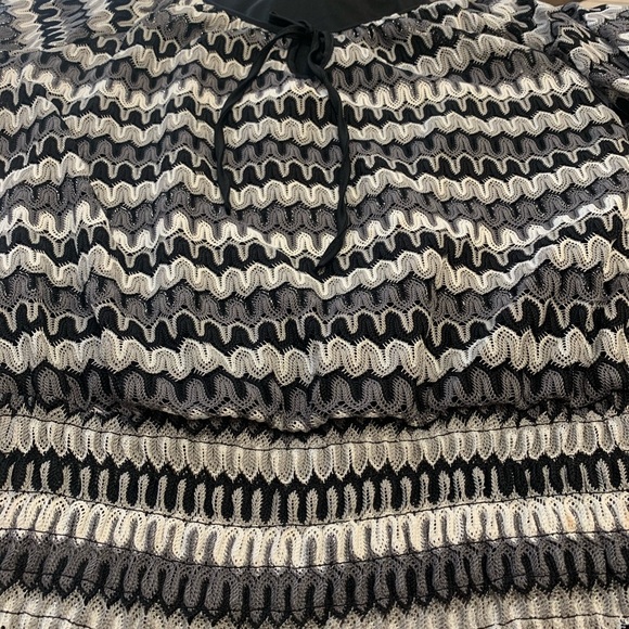 Ladies blouse - Picture 4 of 4